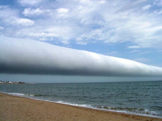 Photo:  A Roll Cloud Over Uruguay 
